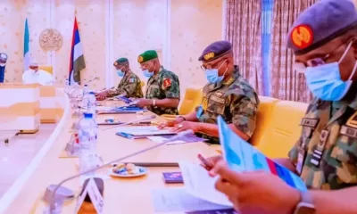 BUHARI MEETS SERVICE CHIEFS